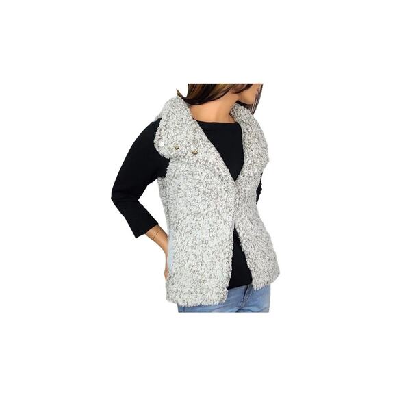 DYLAN Gray Faux Fur Sherpa Vest Pockets Snap Women's size Small - Picture 3 of 12